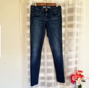 ❤Weekend SALE Mossimo slim skinny jeans